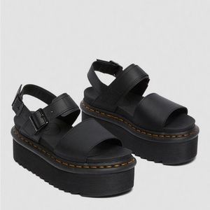 NEW Dr Martens LEATHER STRAP PLATFORM SANDALS